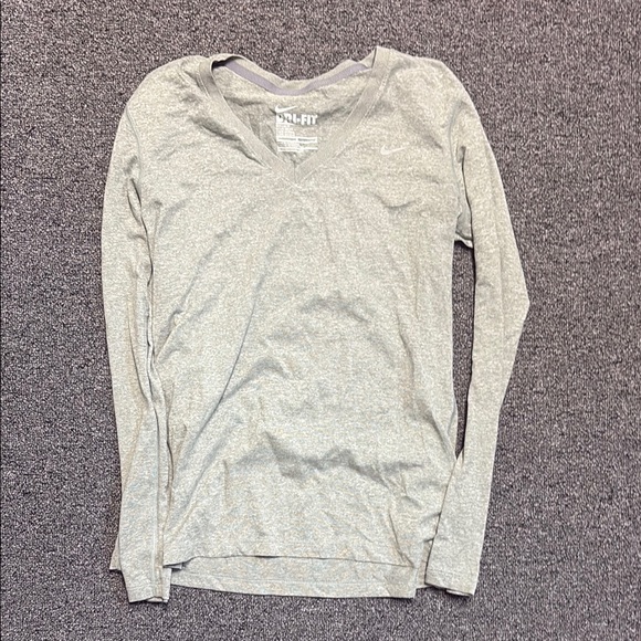 Grey Dri Fit - Picture 1 of 1